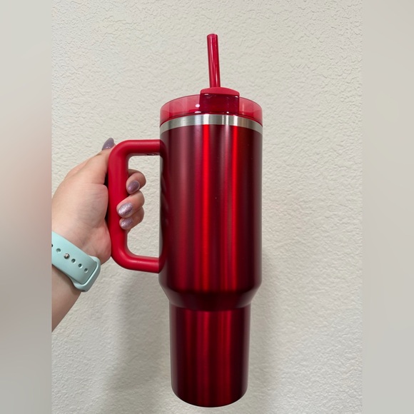 Stanley x Starbucks Red Insulated Tumbler with Handle - Picture 1 of 5